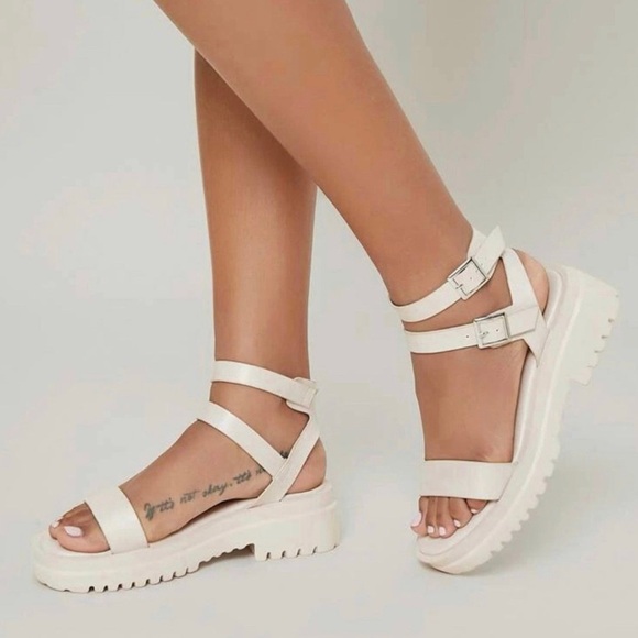 Shoes - New Women's Cream Platform Sandals